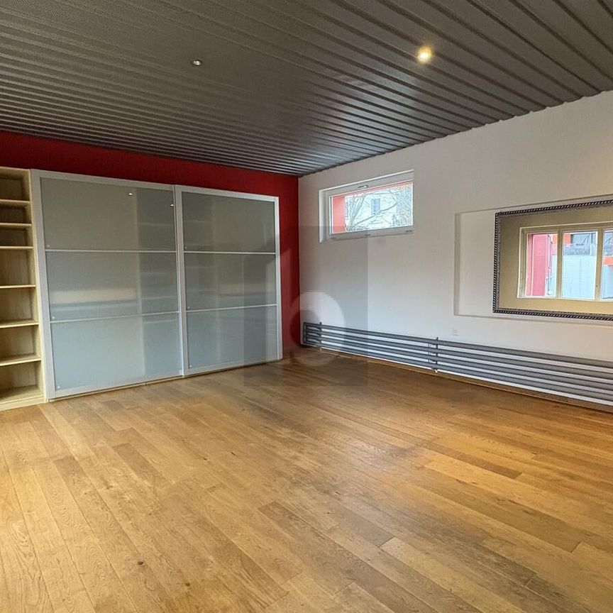 LOFT AU CENTRE VILLE AVEC 2 PLACES DE PARCS - Foto 1