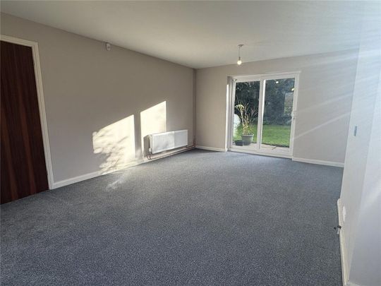 5 bedroom detached house to rent - Photo 1