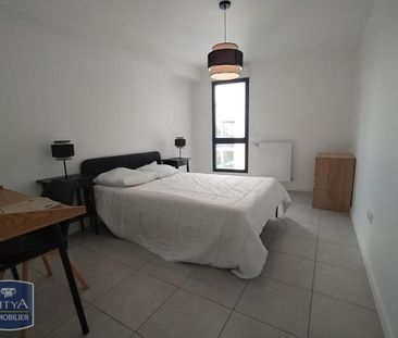 Location Appartement 4 pièces 85m² BORDEAUX 33300 - Photo 2