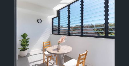 MODERN SPACIOUS DESIGNER STUDIO! - Photo 4