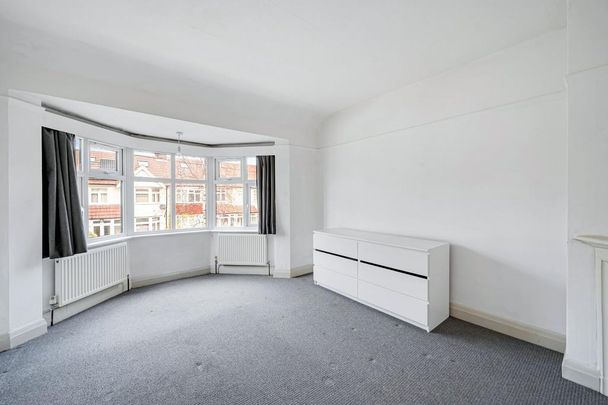 4 bedroom terraced house to rent - Photo 1