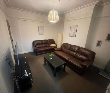 5 bedroom terraced house to rent - Photo 5