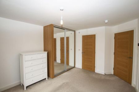 2 bedroom detached house to rent - Photo 3
