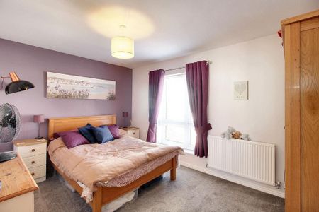 2 bedroom coach house to rent - Photo 4