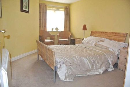 Ensign Court, Westgate Road, Lytham St Annes, FY8 - Photo 2