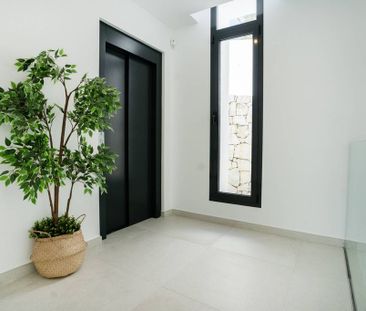 5 bedroom luxury Villa for rent in Benahavís, Spain - Photo 6