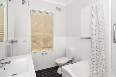 Unit 2/26A Fairview Avenue, The Entrance - Photo 5