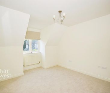 2 bedroom terraced house to rent - Photo 4