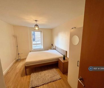 2 bedroom flat to rent - Photo 6