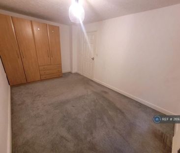 2 bedroom maisonette to rent - Photo 5