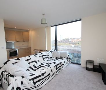 Meadowside Quay Walk, GLASGOW, G11 - Photo 2