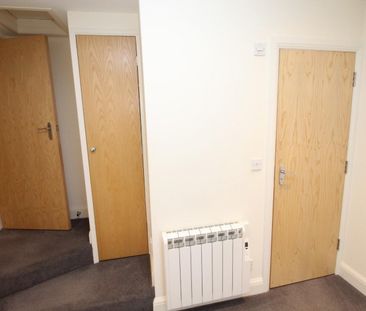 1 bedroom Flat To Let - Photo 5