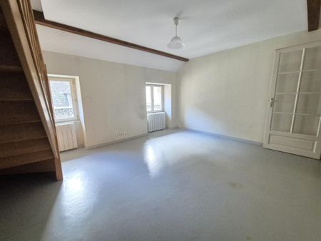 Location Appartement 3 pièces 42m² BEAUNE 21200 - Photo 2