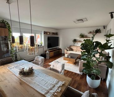 Helle 3-Zimmer-Wohnung mit Balkon und Garage in Rottendorf - Foto 1