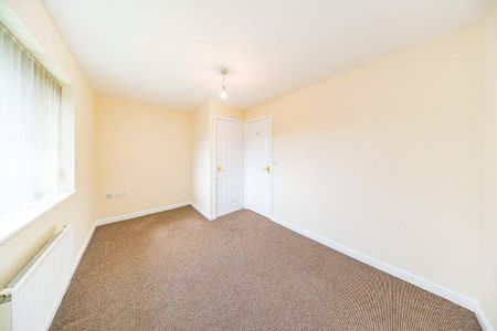 2 bedroom semi-detached house to rent - Photo 3