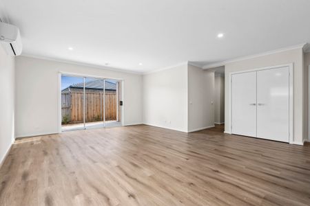 Four Bedroom Family Home - Parkland On Your Doorstep - Photo 2