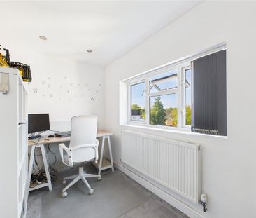 3 bedroom semi-detached house to rent - Photo 5