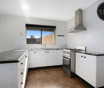 16 Blackbutt Court, Thurgoona - Photo 2