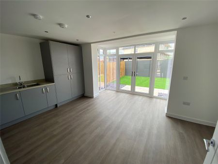 Whittle Way, Brockworth, Gloucester, Gloucestershire, GL3 - Photo 4