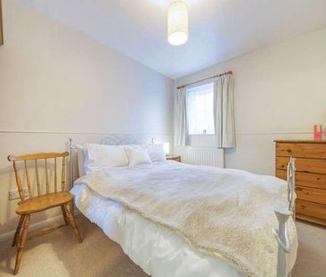 Laleham Road, Shepperton, Surrey, TW17 - Photo 1