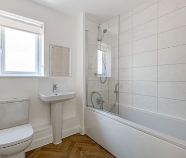 4 bedroom detached house to rent - Photo 5
