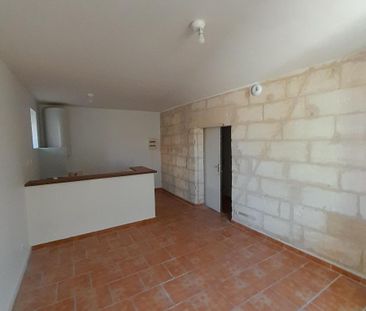 Location Appartement 2 pièces 41m² BEAUCAIRE 30300 - Photo 1