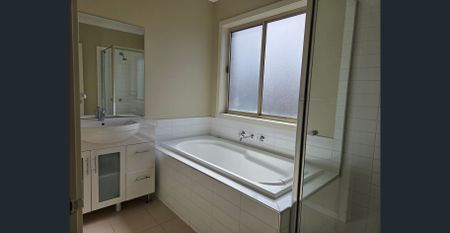 QUIET REAR UNIT - Photo 5