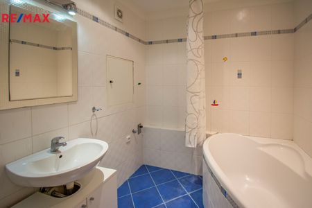 Pronájem bytu 2+kk v osobním vlastnictví 57 m², Hradec Králové - Fotografie 5