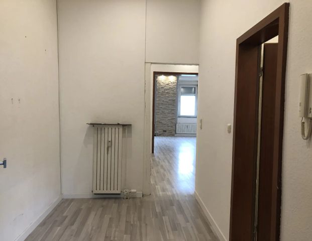 Gut geschnittene Wohnung in zentraler Lage - Foto 1