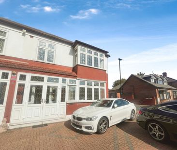 4 bedroom House To Let - Photo 4