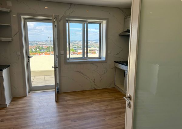Apartamento T4 em Porto
