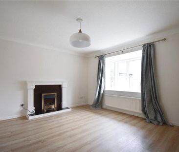 4 bedroom detached house to rent - Photo 2