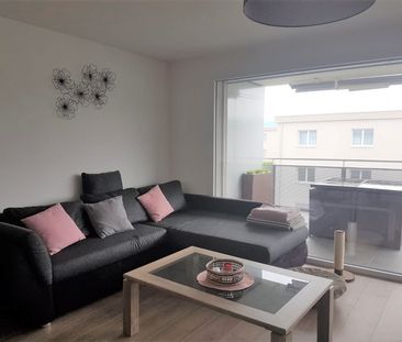 MAGNIFIQUE 2 ½ PIECES AVEC GRAND BALCON ! - Photo 2