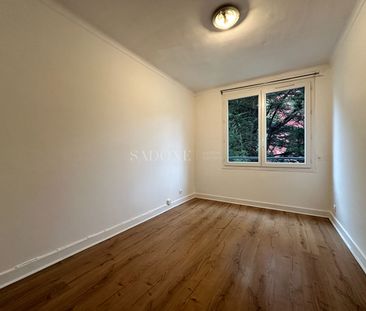 Location Appartement 4 pièces 78,80 m² à Paris 16 - Photo 1