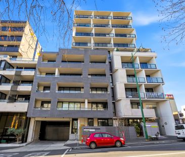Modern Ground-Floor Living in the Heart of Box Hill - Photo 5