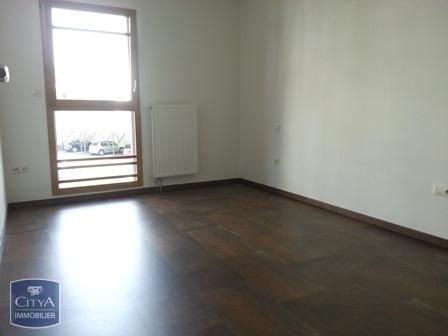 Location appartement 3 pièces de 80.24m² - Photo 1