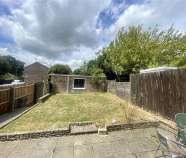 4 bedroom terraced house to rent - Photo 6