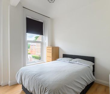 3 bedroom apartment to rent - Photo 5