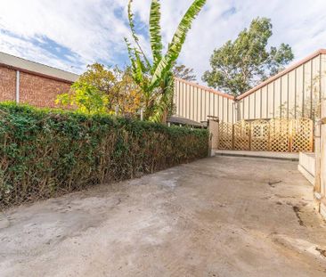 4 bedroom terraced house to rent - Photo 3