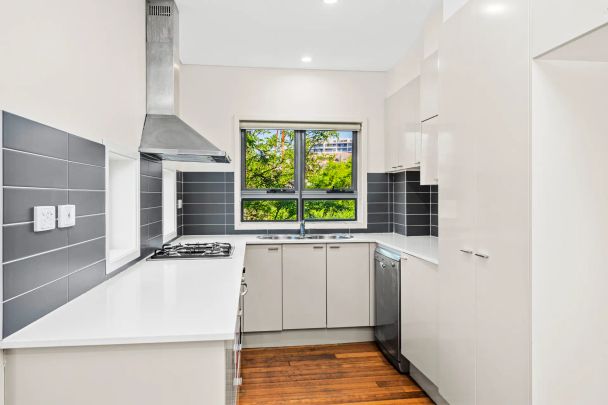 15/46 Bourke Street, North Wollongong. - Photo 1