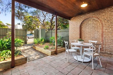 15 Charles, Erskineville NSW 2043 - House For Rent | Domain - Photo 2
