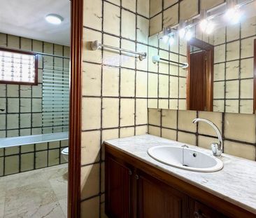 Piso de alquiler en Jaume III - Photo 3