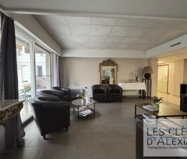 Location Appartement 2 pièces 57m² LYON 6ème - Photo 3