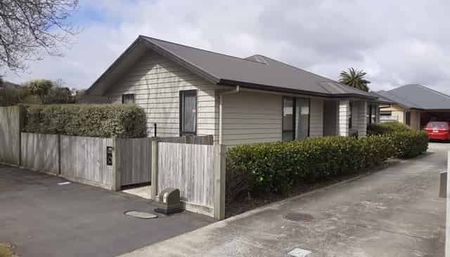 84 Florence Avenue - Photo 3