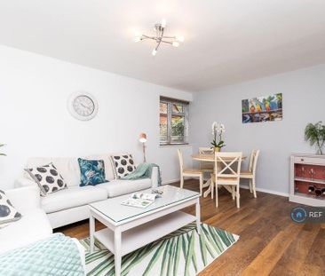 3 bedroom maisonette to rent - Photo 3