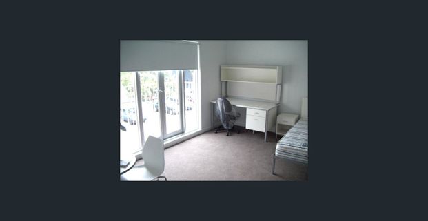 " NELSON COLLEGE APARTMENTS " Large apartment with a double bed - Photo 1