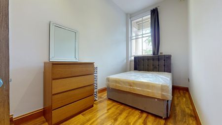 1 bedroom property to let - Photo 3