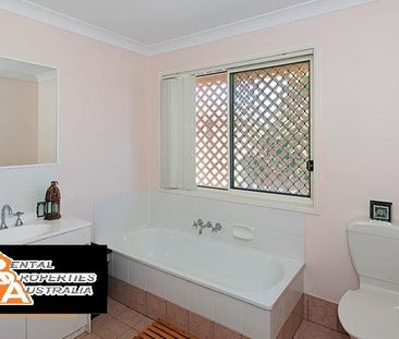 Perfect Location - Walk to Everything - Spacious - Photo 5