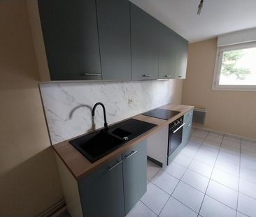 Location Appartement 1 pièce 35m² ORLEANS 45000 - Photo 4