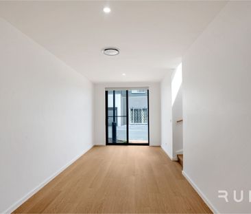 Elevated Living – Modern One-Bedroom in the Heart of Whitlam - Photo 6